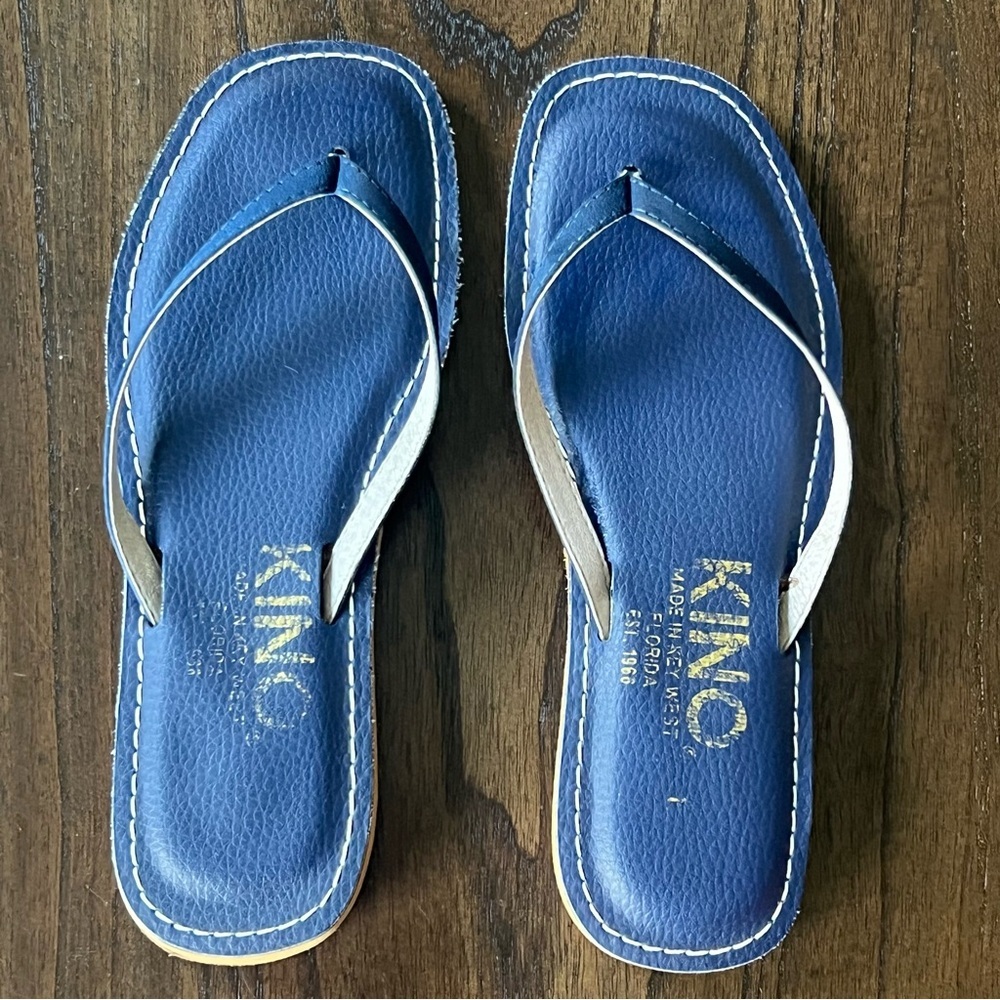 Kino Women's Navy Sandals